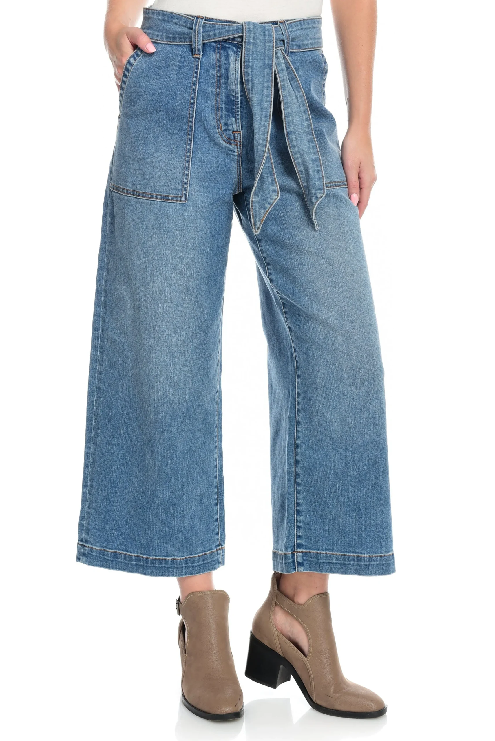 Wide Leg Cropped Jean