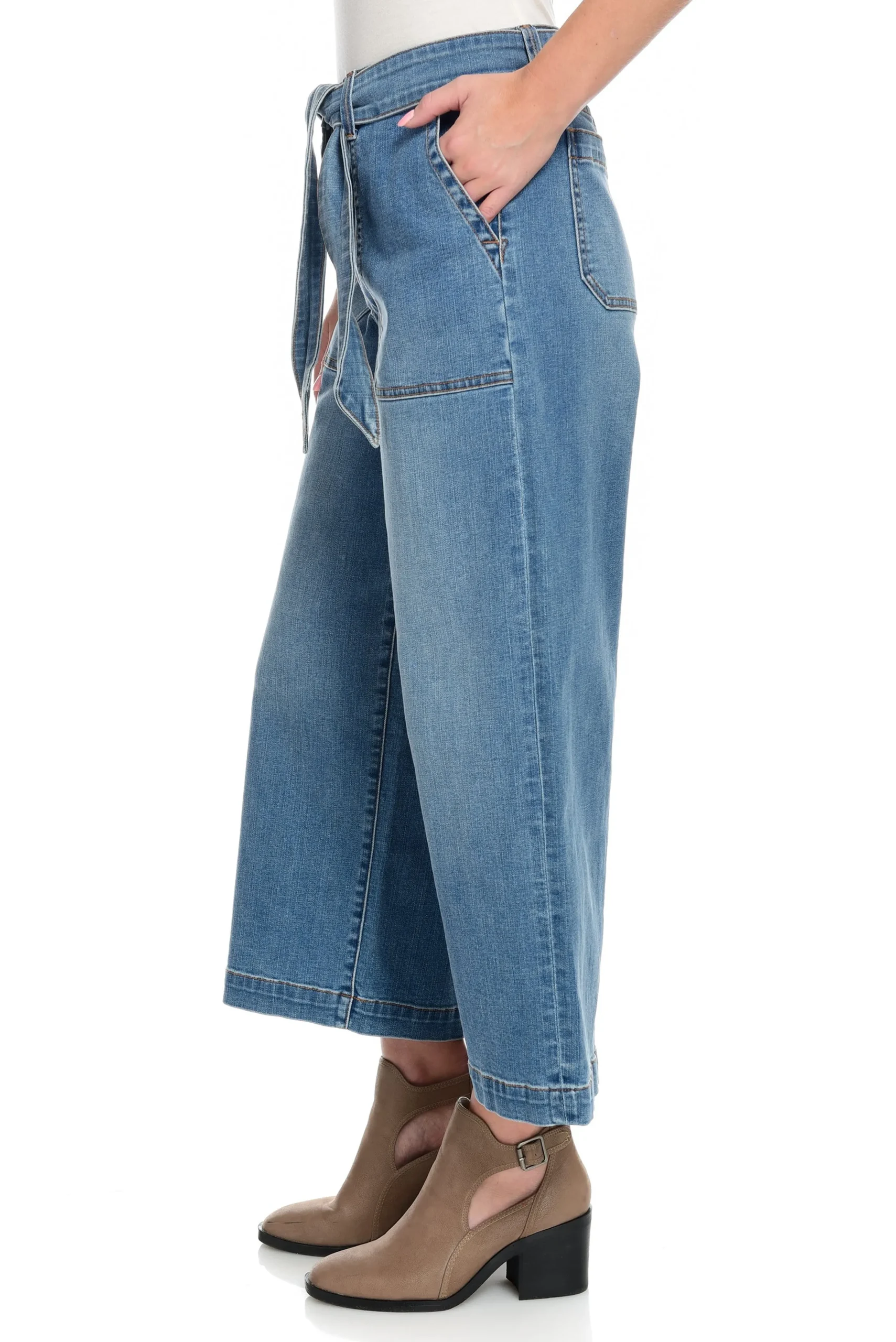 Wide Leg Cropped Jean